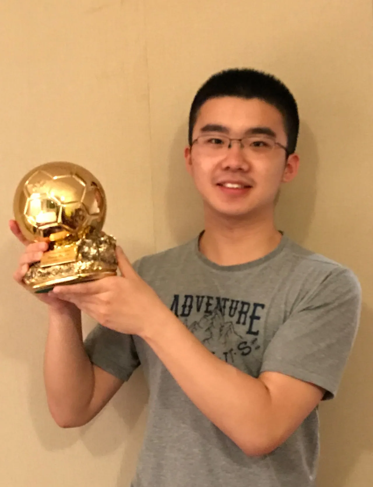 Shimin Kuang